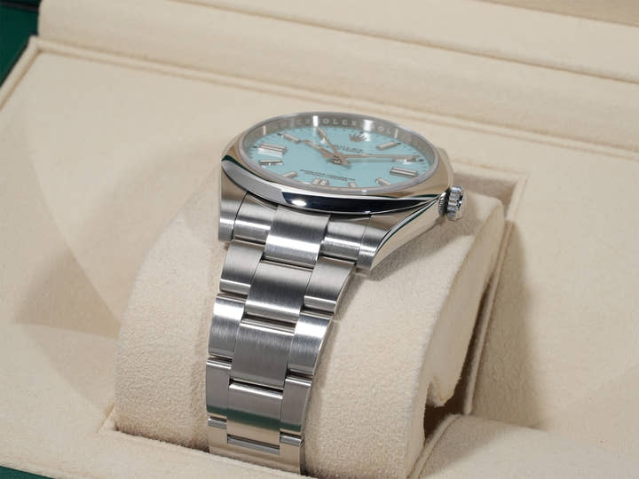 Rolex Oyster Perpetual 41 Ref. 124300 Stainless Steel Turquoise Dial