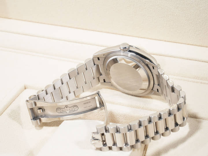 ロレックス デイデイト36 Ref.128236 プラチナ アイスブルー文字盤