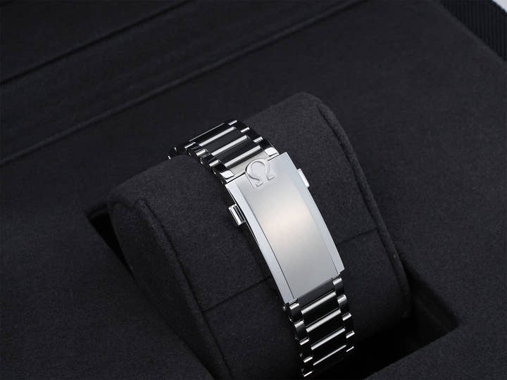 オメガ スピードマスター ファースト オメガ イン スペース Ref.310.30.40.50.06.001 ブルーグレー文字盤 未使用 cogfx3be