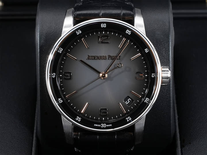 オーデマピゲ CODE 11.59 バイ オーデマ ピゲ Ref.15210CR.OO.A002CR.01 ホワイトゴールド/ピンクゴールド グレーラッカー文字盤