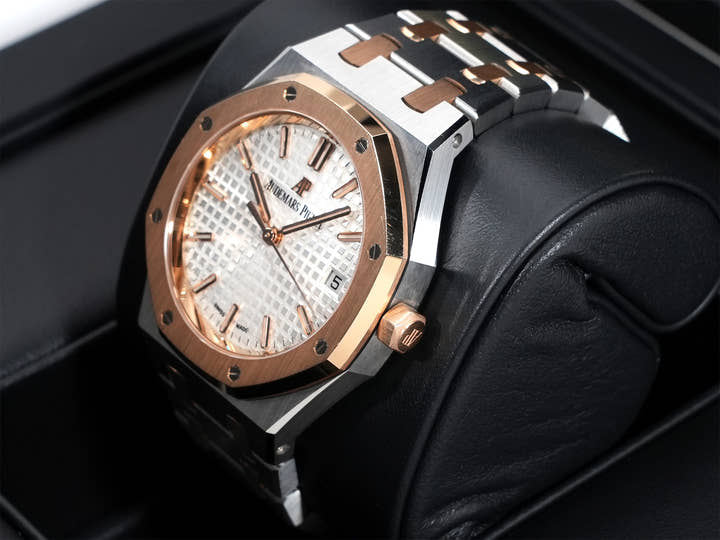 オーデマピゲ ロイヤルオーク Ref.77350SR.OO.1261SR.01 ステンレススチール/ピンクゴールド シルバー文字盤
