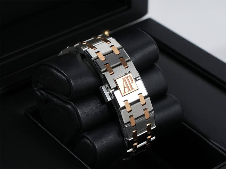 オーデマピゲ ロイヤルオーク Ref.77350SR.OO.1261SR.01 ステンレススチール/ピンクゴールド シルバー文字盤