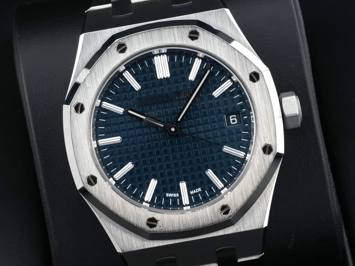 オーデマピゲ ロイヤルオーク 50周年記念 Ref.15550ST.OO.1356ST.02 ステンレススチール ブルー文字盤