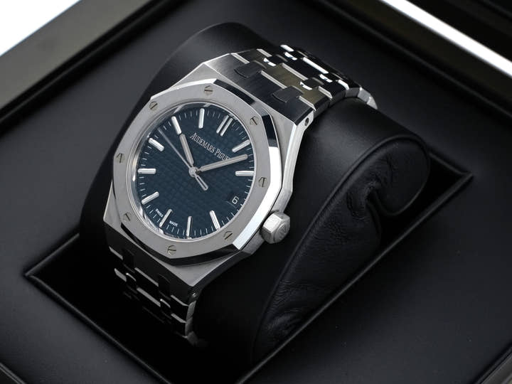 オーデマピゲ ロイヤルオーク 50周年記念 Ref.15550ST.OO.1356ST.02 ステンレススチール ブルー文字盤