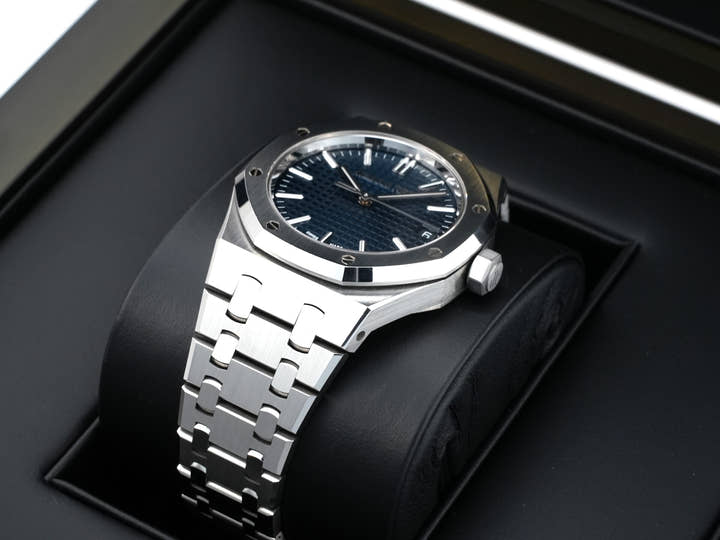 オーデマピゲ ロイヤルオーク 50周年記念 Ref.15550ST.OO.1356ST.02 ステンレススチール ブルー文字盤