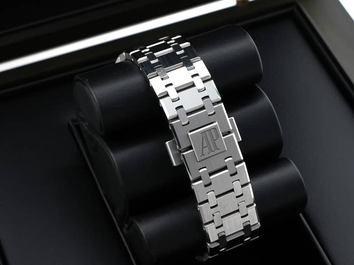 オーデマピゲ ロイヤルオーク 50周年記念 Ref.15550ST.OO.1356ST.02 ステンレススチール ブルー文字盤