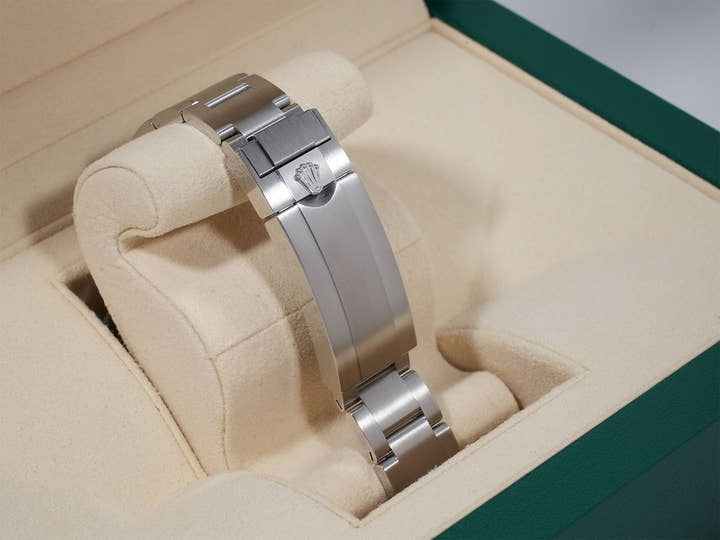 ロレックス サブマリーナー デイト Ref.116610LV ステンレススチール グリーン文字盤