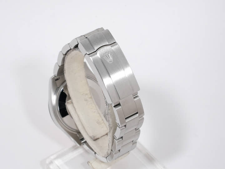 ロレックス オイスターパーペチュアル31 Ref.277200 ステンレススチール コーラルレッド文字盤
