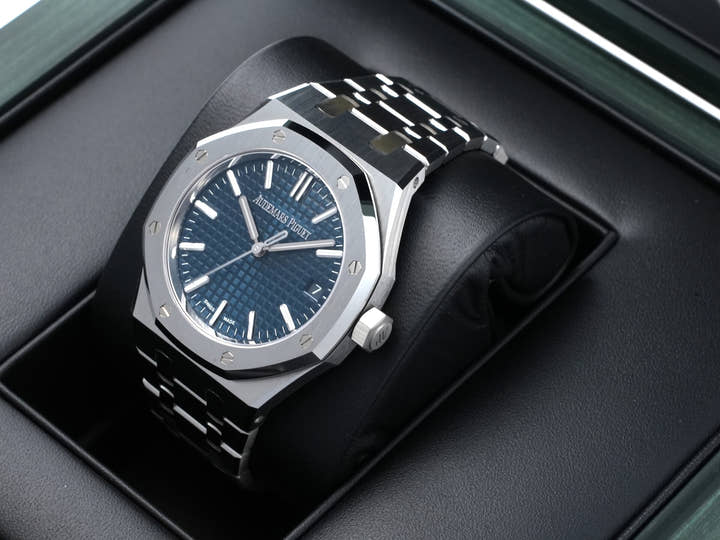 オーデマピゲ ロイヤルオーク Ref.15550ST.OO.1356ST.06 ステンレススチール ナイトブルー文字盤