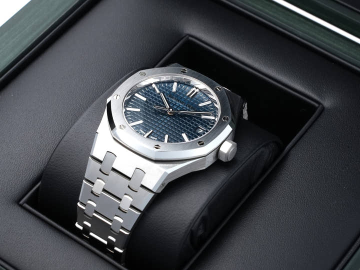 オーデマピゲ ロイヤルオーク Ref.15550ST.OO.1356ST.06 ステンレススチール ナイトブルー文字盤