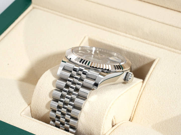 ロレックス スカイドゥエラー Ref.326934 ステンレススチール/ホワイトゴールド ブルー文字盤 ジュビリーブレスレット