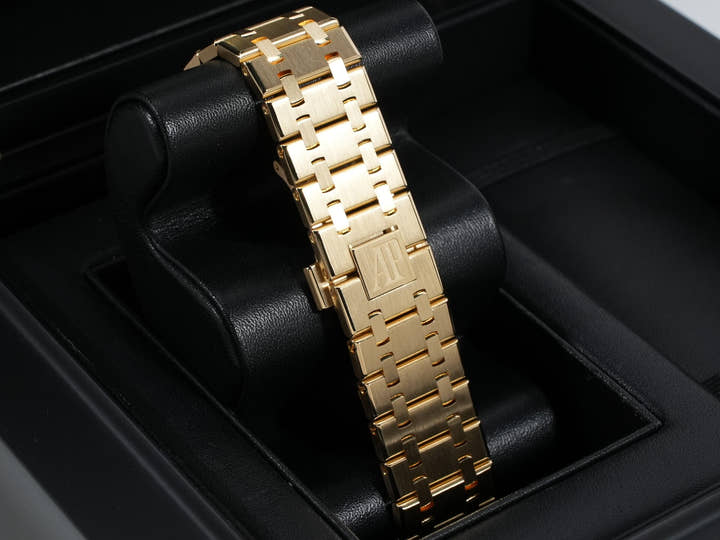 オーデマピゲ ロイヤルオーク クロノグラフ Ref.26320BA.OO.1220BA.02 イエローゴールド ブルー文字盤