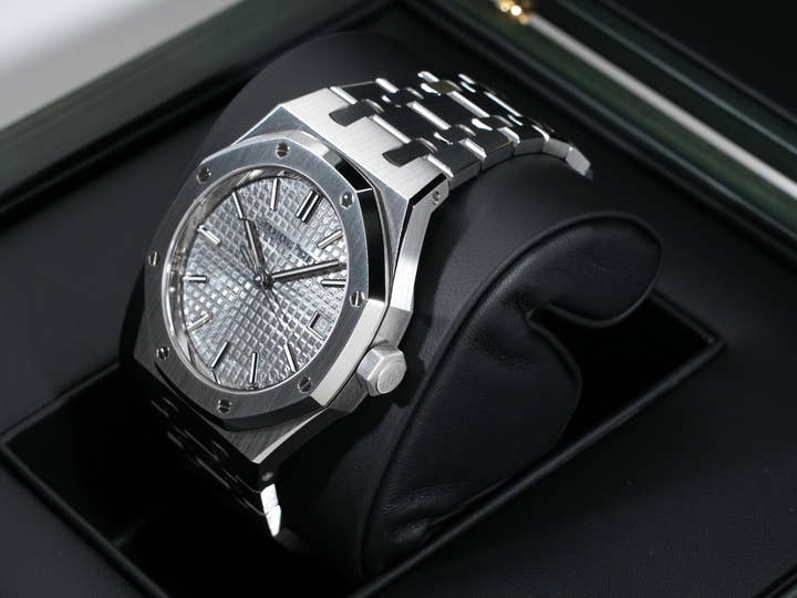 オーデマピゲ ロイヤルオーク 50周年記念 Ref.15550ST.OO.1356ST.03 ステンレススチール グレー文字盤