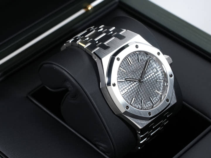 オーデマピゲ ロイヤルオーク 50周年記念 Ref.15550ST.OO.1356ST.03 ステンレススチール グレー文字盤