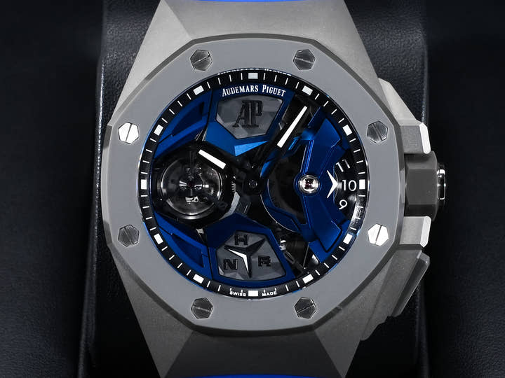オーデマピゲ ロイヤルオーク コンセプト フライング トゥールビヨン GMT Ref.26589IO.OO.D030CA.01 チタン ブルー文字盤