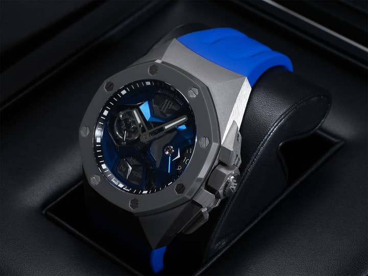 オーデマピゲ ロイヤルオーク コンセプト フライング トゥールビヨン GMT Ref.26589IO.OO.D030CA.01 チタン ブルー文字盤