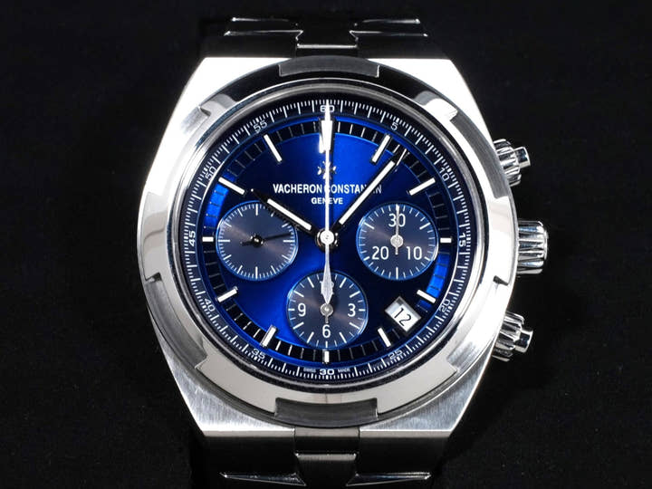 ヴァシュロンコンスタンタン オーヴァーシーズ クロノグラフ Ref.5500V/110A-B148 SS ブルー文字盤 美中古 2ebxo44u