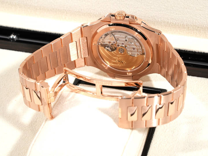 パテックフィリップ ノーチラス Ref.5711/1R-001 ローズゴールド ブラウン・ブラック・グラデーション文字盤