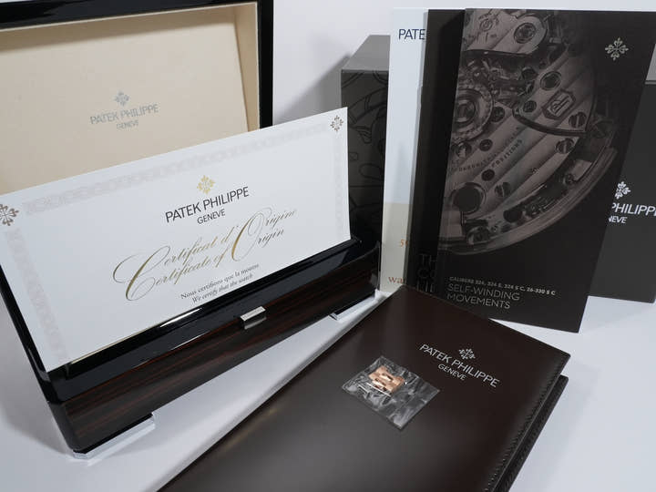 パテックフィリップ ノーチラス Ref.5711/1R-001 ローズゴールド ブラウン・ブラック・グラデーション文字盤