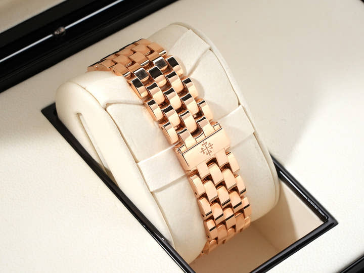 パテックフィリップ コンプリケーション ワールドタイム Ref.5130/1R-001 ローズゴールド シルバー/ブラウン文字盤