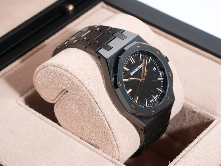 オーデマピゲ ロイヤルオーク Ref.77350CE.OO.1266CE.02.A セラミック レインボータペストリー文字盤