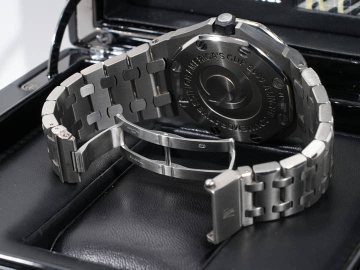 オーデマピゲ ロイヤルオーク オフショア アリンギ Ref.25995IP.OO.1000TI.01 チタン ブラック文字盤