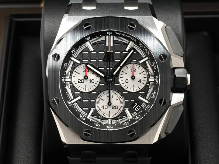 オーデマピゲ ロイヤルオーク オフショア クロノグラフ Ref.26420SO.OO.A002CA.01 ステンレススチール/ブラックセラミック ブラック文字盤