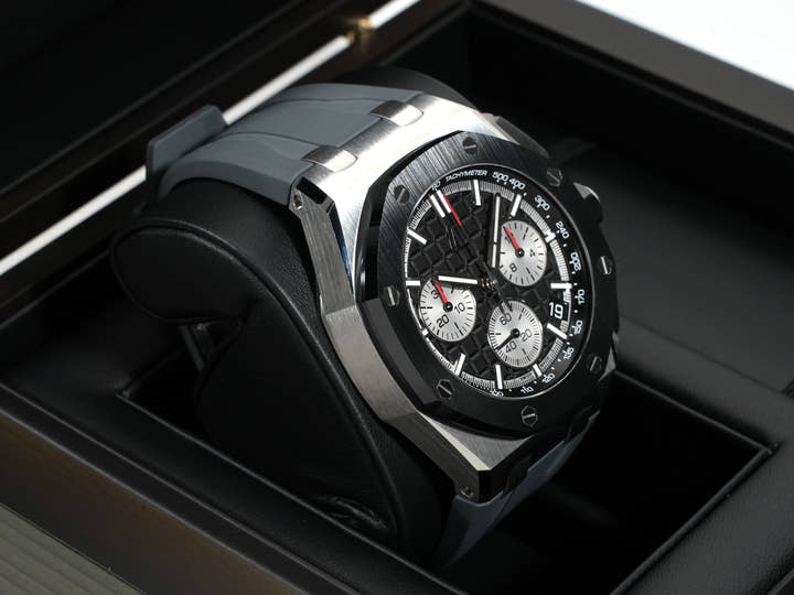 オーデマピゲ ロイヤルオーク オフショア クロノグラフ Ref.26420SO.OO.A002CA.01 ステンレススチール/ブラックセラミック ブラック文字盤