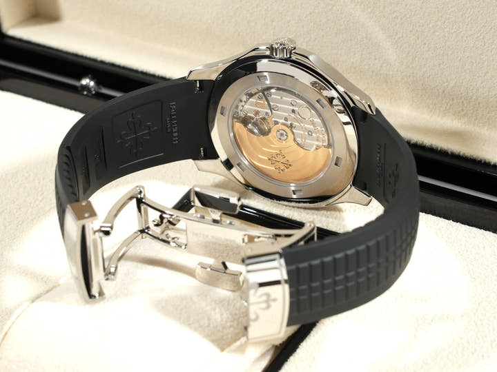 パテックフィリップ アクアノート Ref.5167A-001 ステンレススチール ブラック文字盤