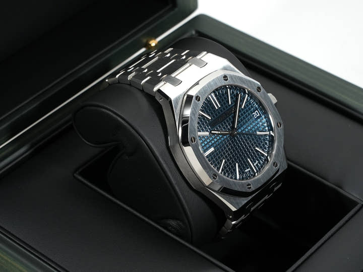 オーデマピゲ ロイヤルオーク 50周年記念 Ref.15510ST.OO.1320ST.01 ステンレススチール ブルー文字盤