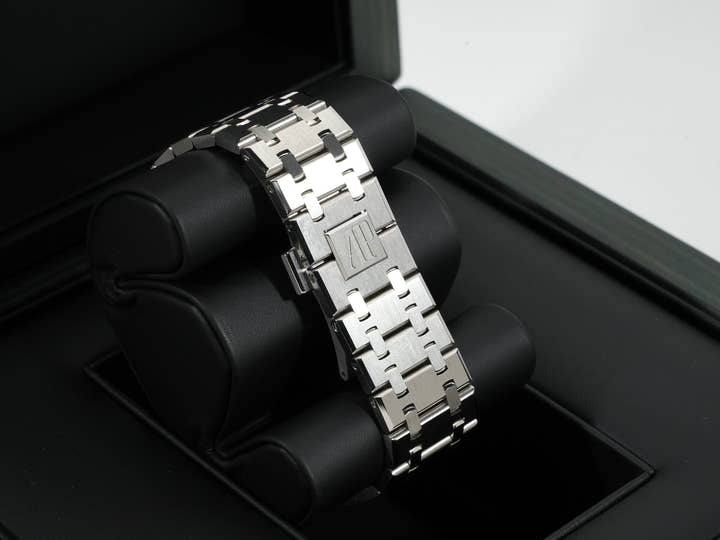 オーデマピゲ ロイヤルオーク 50周年記念 Ref.15510ST.OO.1320ST.01 ステンレススチール ブルー文字盤