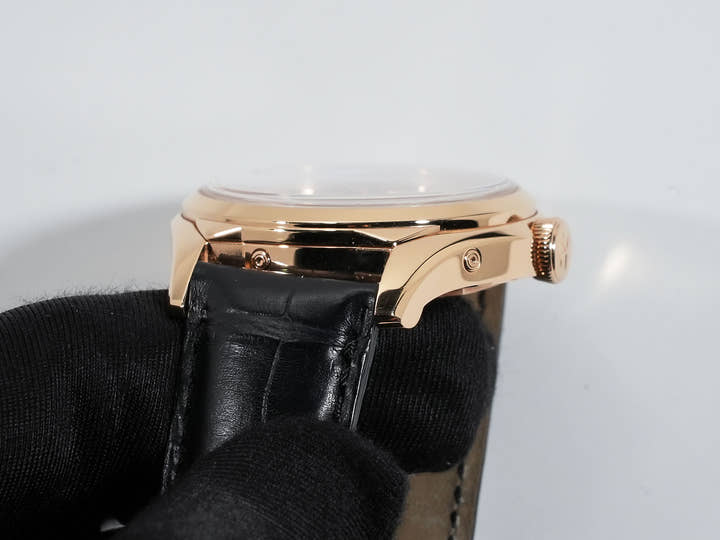 ヴァシュロンコンスタンタン フィフティーシックス コンプリートカレンダー Ref.4000E/000R-B438 シルバー文字盤 中古 crfvnawz