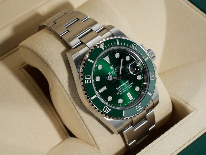ロレックス サブマリーナー デイト Ref.116610LV ステンレススチール グリーン文字盤