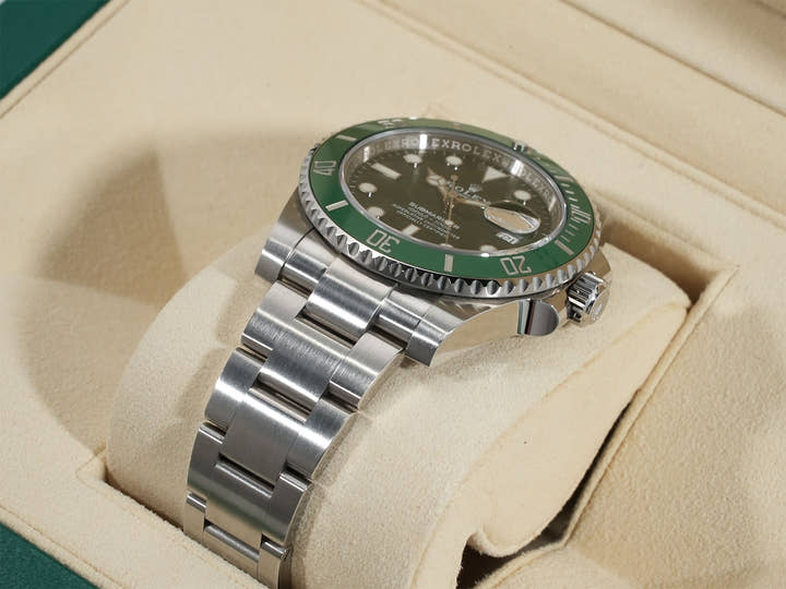 ロレックス サブマリーナー デイト Ref.116610LV ステンレススチール グリーン文字盤
