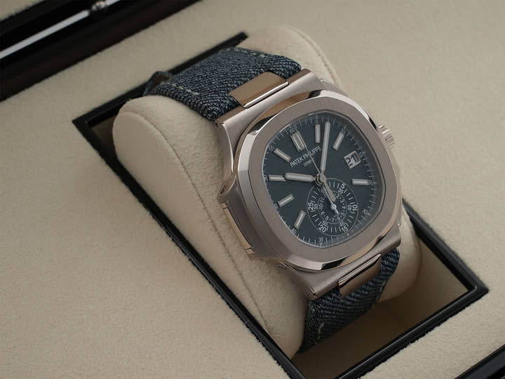 パテックフィリップ ノーチラス クロノグラフ Ref.5980/60G-001 ホワイトゴールド ブルーグレー オパーリン文字盤