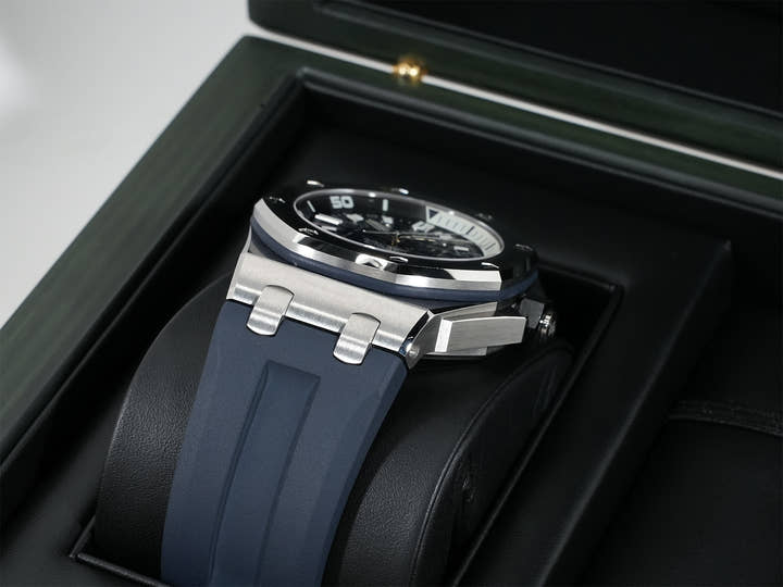 オーデマピゲ ロイヤルオーク オフショア ダイバー Ref.15720ST.OO.A027CA.01 ステンレススチール ブルー文字盤