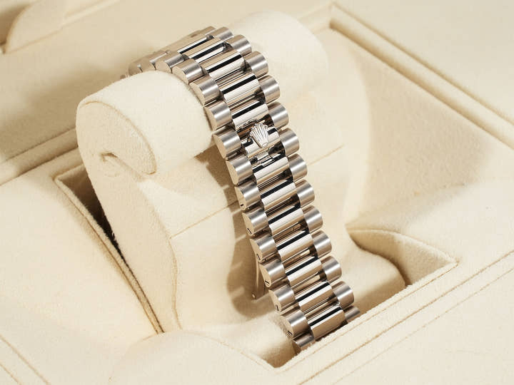 ロレックス デイデイト40 Ref.228349RBR ホワイトゴールド メテオライト文字盤