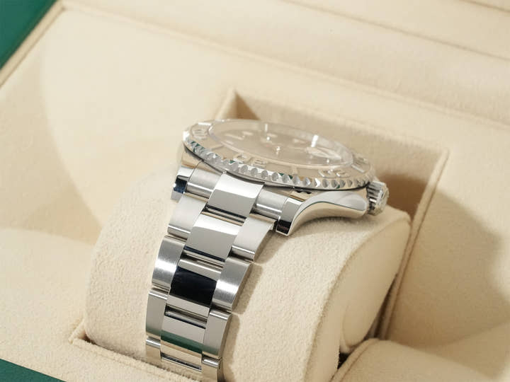 ロレックス ヨットマスター40 Ref.126622 ステンレススチール/プラチナ ブライトブルー文字盤