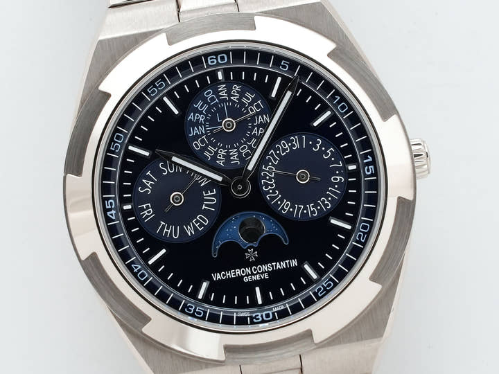 ヴァシュロンコンスタンタン オーヴァーシーズ エクストラフラット パーペチュアルカレンダー Ref.4300V/220G-B945 ホワイトゴールド ブルー文字盤 中古 xtipjjea