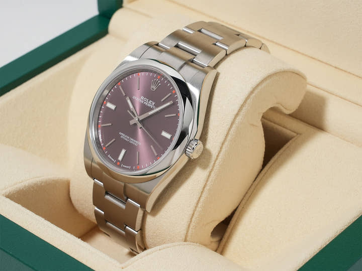 Rolex Oyster Perpetual Ref.114300 Red Grape Dial Very Good Condition wy577xm4