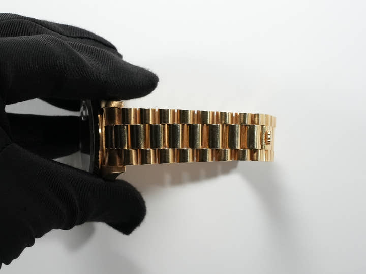 ロレックス デイデイト36 Ref.18238 イエローゴールド ブラック文字盤