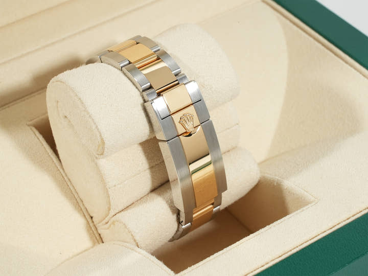 ロレックス エクスプローラー36 Ref.124273 ステンレススチール/イエローゴールド ブラック文字盤