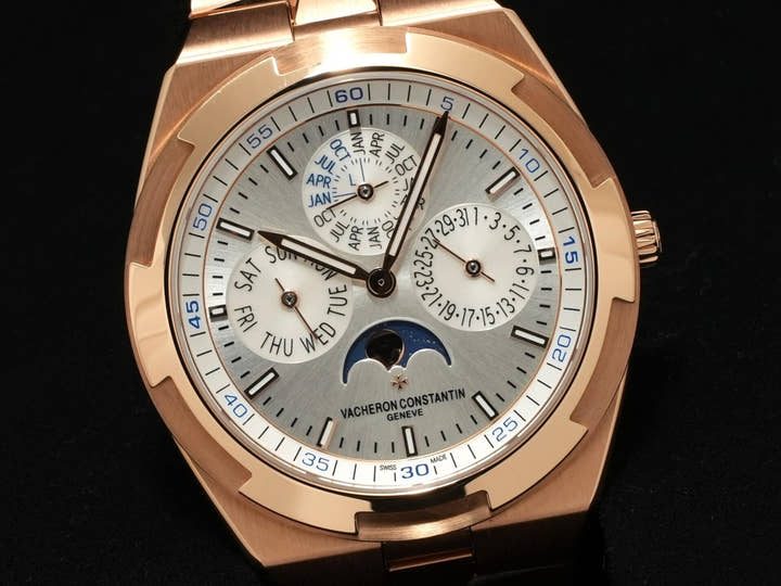 ヴァシュロンコンスタンタン オーヴァーシーズ エクストラフラット パーペチュアルカレンダー Ref.4300V/120R-B064 シルバー文字盤 美中古 smfaoxkg