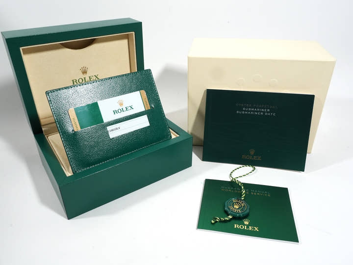 ロレックス サブマリーナー デイト Ref.116610LV ステンレススチール グリーン文字盤