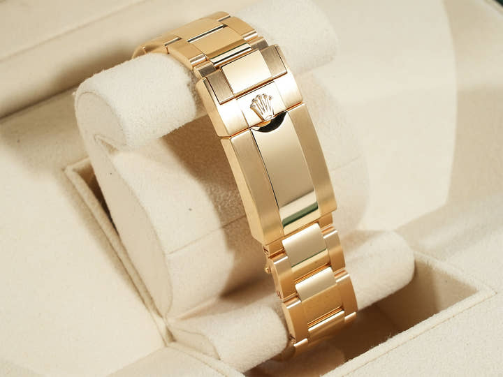 ロレックス デイトナ Ref.126528LN イエローゴールド ブライトブラック文字盤