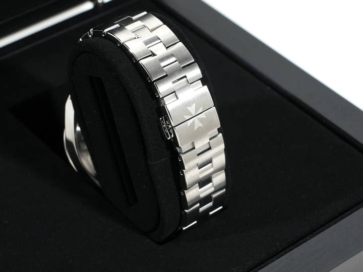 ヴァシュロンコンスタンタン オーヴァーシーズ オートマティック Ref.4600V/200A-B980 ブルー文字盤 極美品 7e4ptwk4