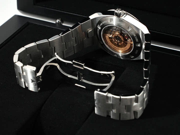 ヴァシュロンコンスタンタン オーヴァーシーズ オートマティック Ref.4600V/200A-B980 ブルー文字盤 極美品 7e4ptwk4