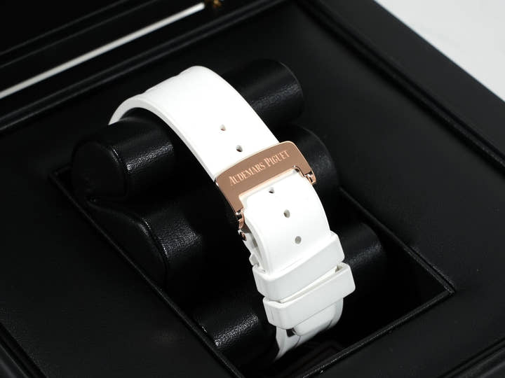 オーデマピゲ ロイヤルオーク クロノグラフ Ref.26331OR.OO.D821CR.01 ピンクゴールド ブラウン文字盤