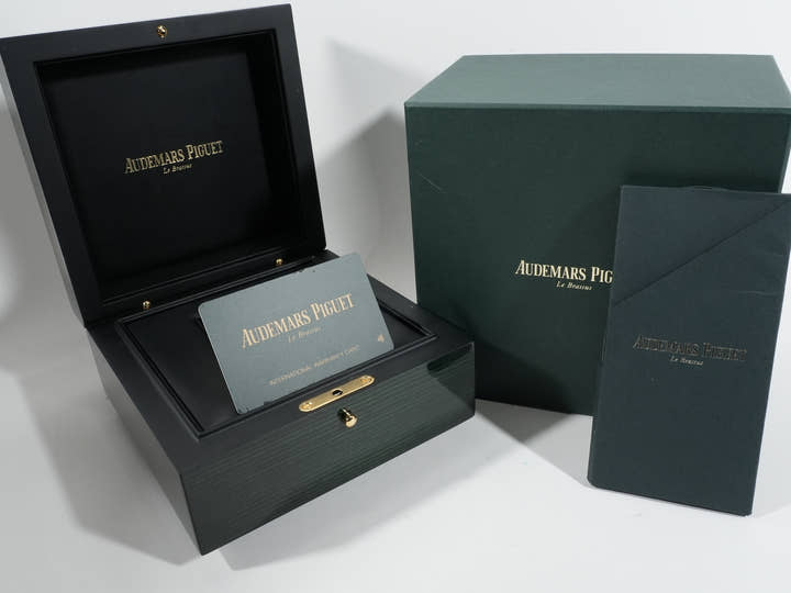 オーデマピゲ ロイヤルオーク クロノグラフ Ref.26331OR.OO.D821CR.01 ピンクゴールド ブラウン文字盤