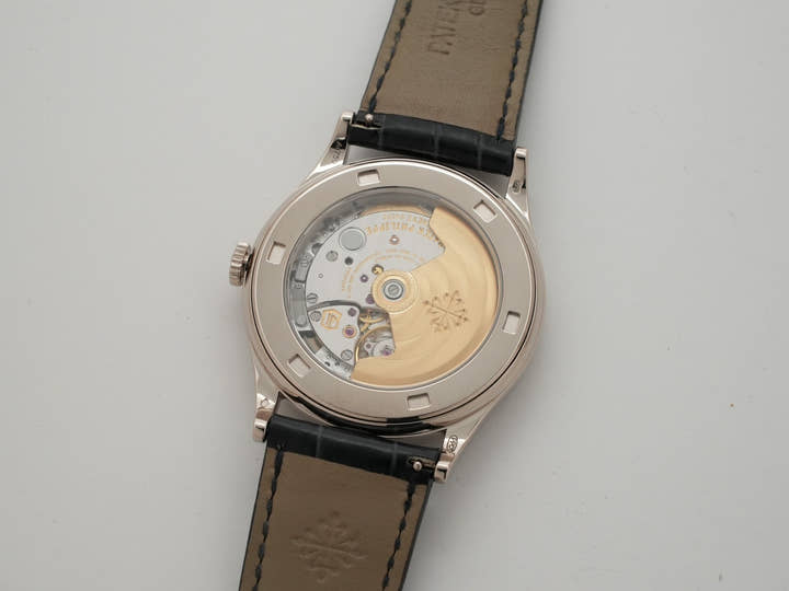 パテックフィリップ カラトラバ Ref.5296G-001 ホワイトゴールド シルバー文字盤